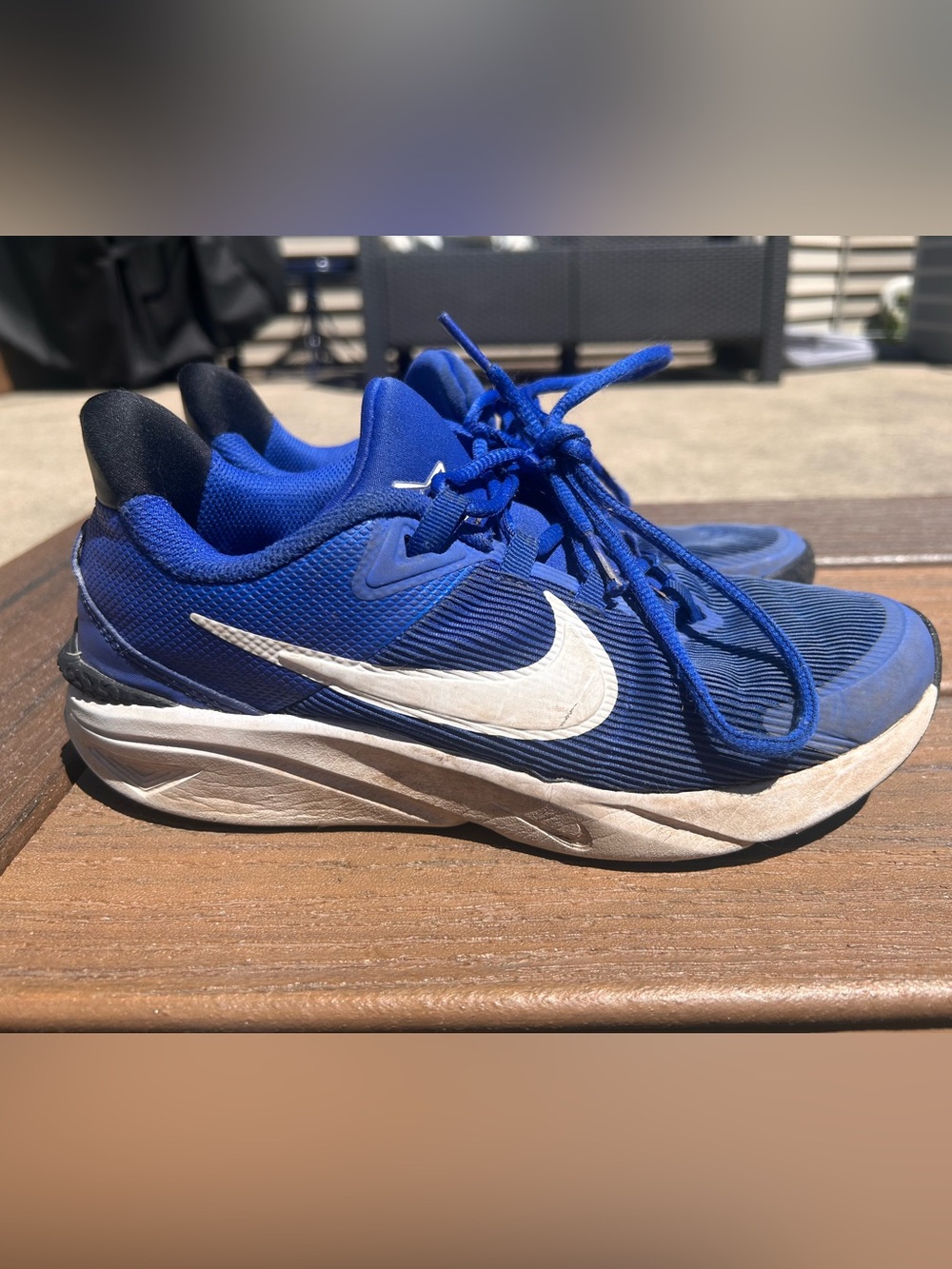 Nike star runner 4 size 6 youth